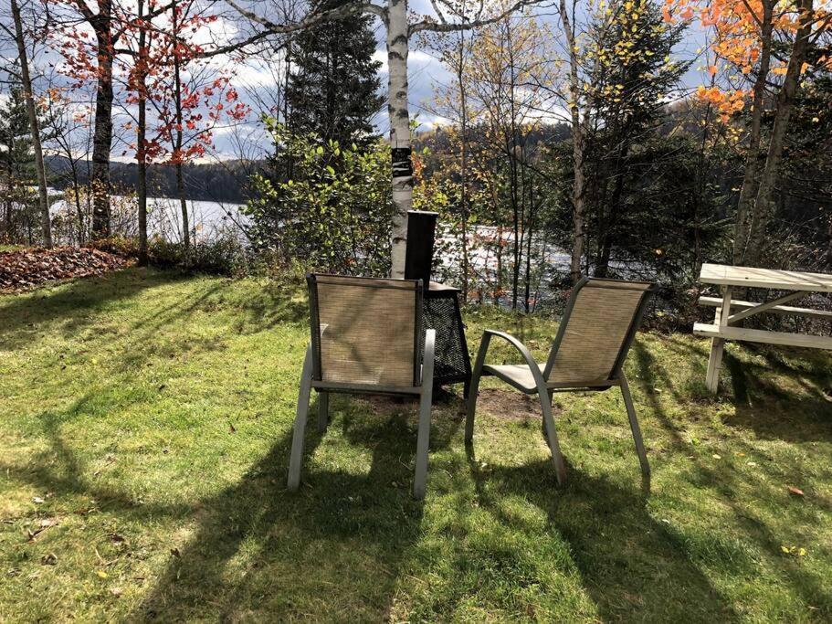 Chalet Au Bord Du St-Maurice La Tuque Bagian luar foto